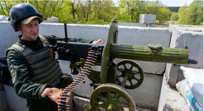 Lý do vũ khí trăm tuổi tái xuất trong xung đột quân sự thế kỷ XXI