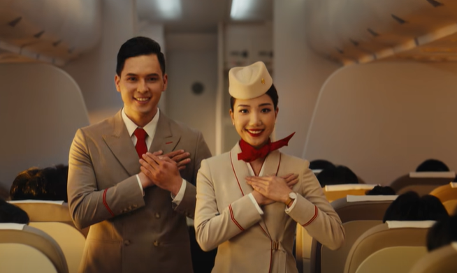 Sun PhuQuoc Airways 'khoe' đồng phục tiếp viên