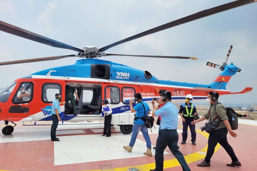 TP.HCM chuẩn bị mở lại dịch vụ bay trực thăng ngắm cảnh