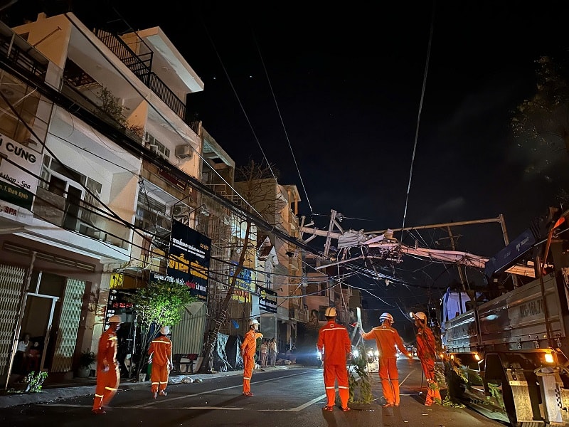 Sớm nhất ngày 11/11 mới khắc phục được sự cố mất điện tại sân bay Phù Cát
