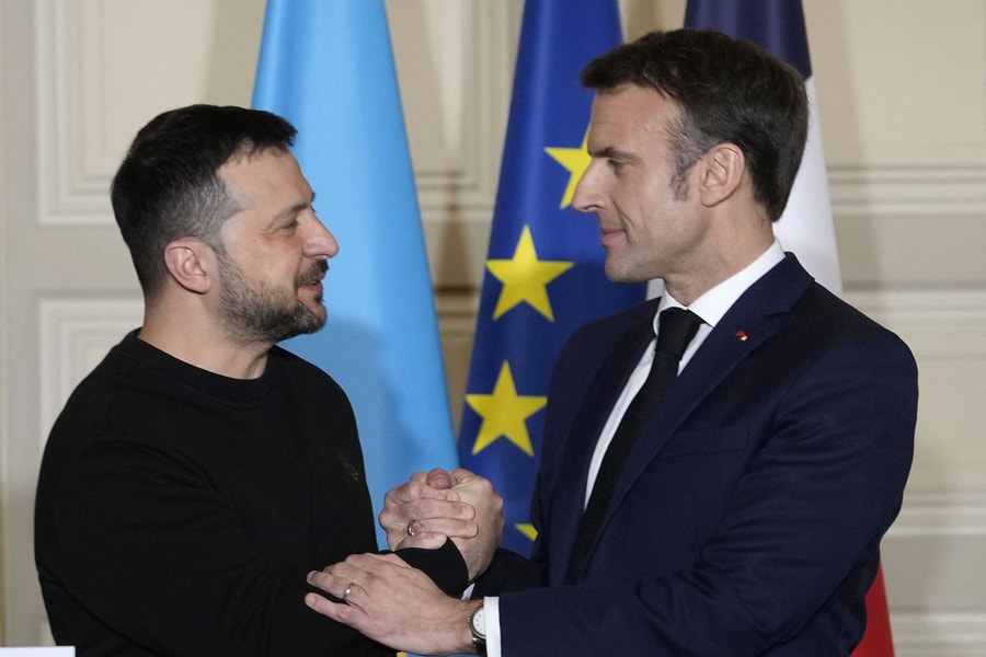 Ukraine tăng cường năng lực trên không với Rafale