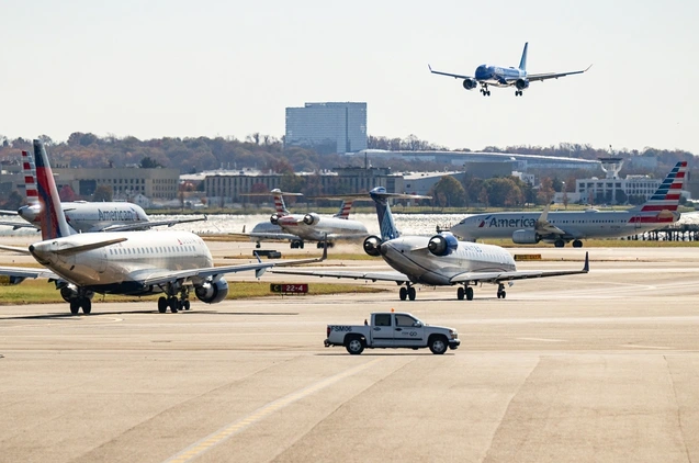 Hàng loạt hãng quốc tế dừng bay đến Venezuela sau cảnh báo của FAA