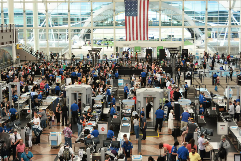 Hàng không Mỹ chuẩn bị đón lượng khách kỷ lục dịp Lễ Tạ ơn