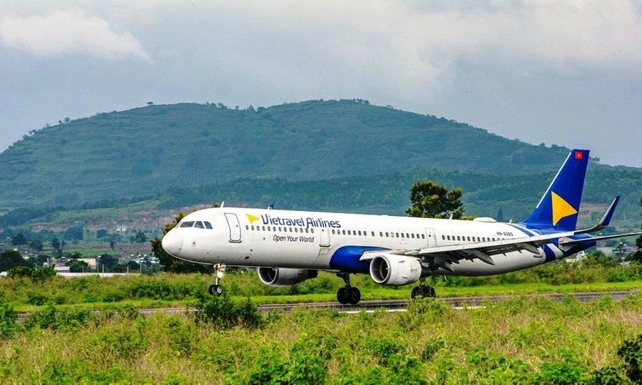 ‘Cha đẻ’ rút vốn, Vietravel Airlines chuẩn bị thay tên, tái cấu trúc