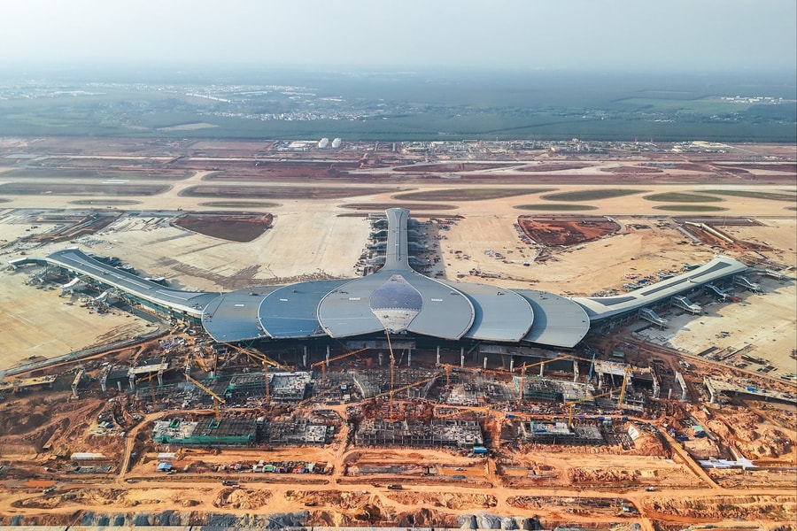 Xuyên Tết lắp đặt thiết bị công trình nhà ga Sân bay Long Thành