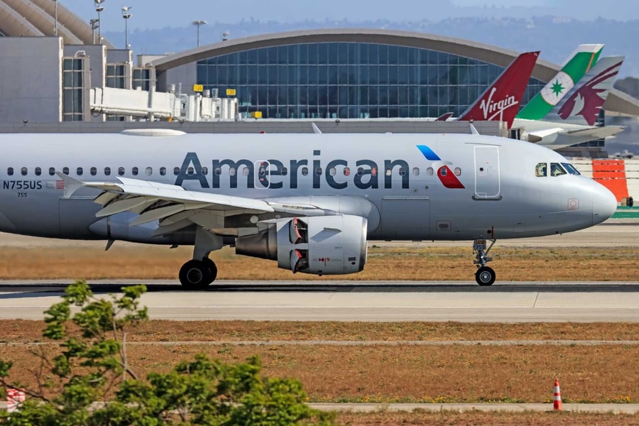 American Airlines thử nghiệm cổng lên máy bay tự động