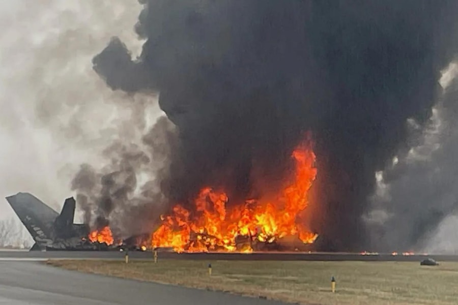 Rơi máy bay hạng nhẹ tại Mỹ, cựu tay đua NASCAR cùng gia đình thiệt mạng