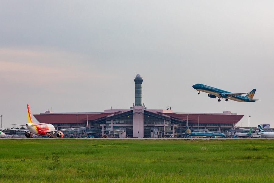 Thời tiết sân bay ngày 28/12: Miền Bắc rét và sương mù, Trung Bộ có mưa