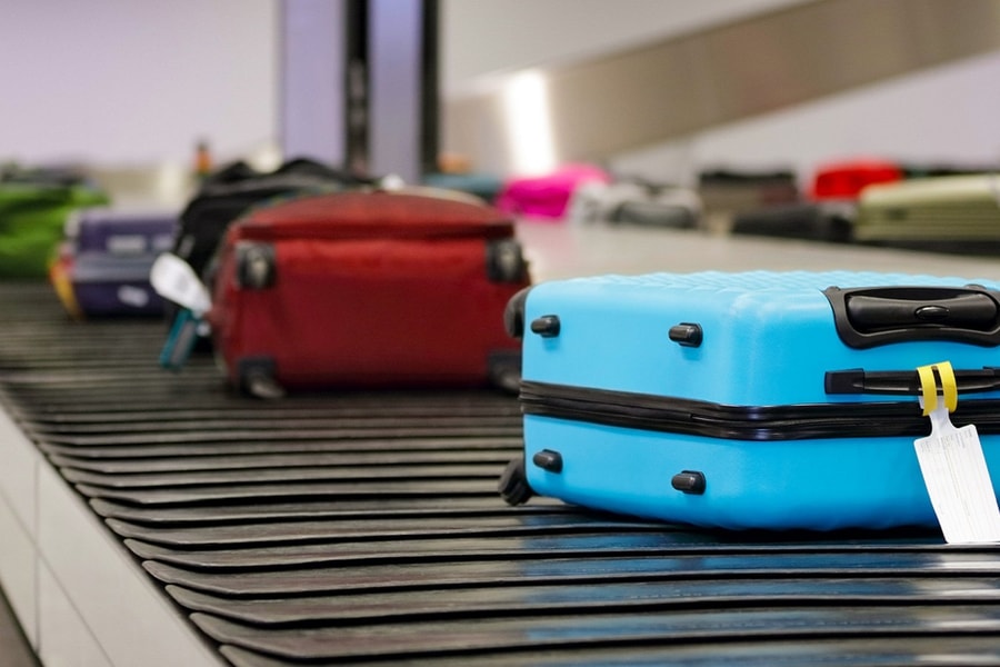 Nhà ga T2 Nội Bài lắp bàn đóng gói hành lý, hành khách quá cân lưu ý