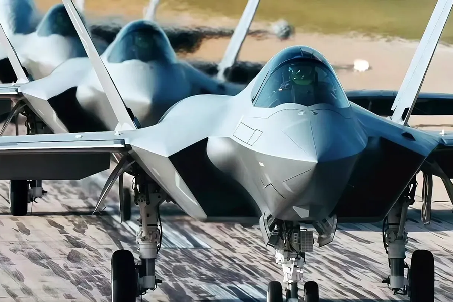 Lầu Năm Góc cảnh báo ‘thế lực’ tiêm kích Trung Quốc tăng tốc mạnh mẽ