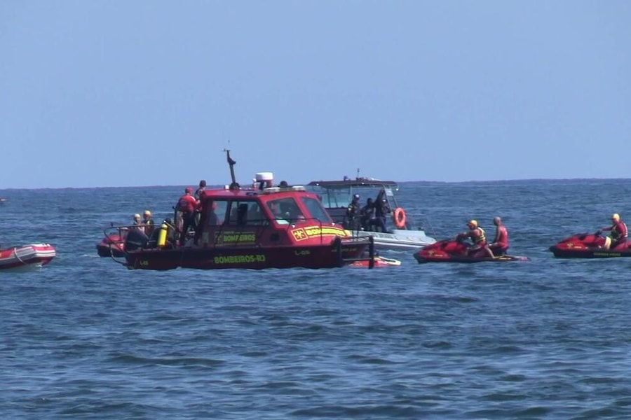 Máy bay rơi ngoài khơi, phi công thiệt mạng trong ngày đầu đi làm