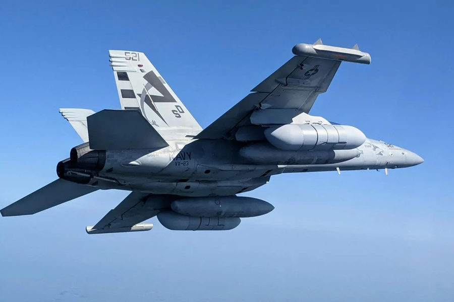 Mỹ dùng tiêm kích Growler vô hiệu hóa phòng không Venezuela thế nào