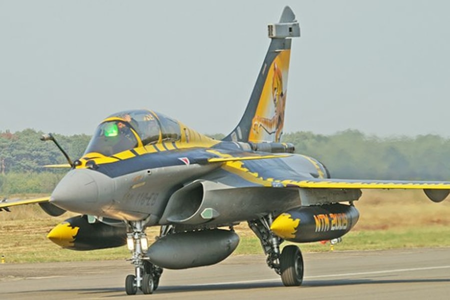 Ấn Độ và Pháp đẩy nhanh đàm phán về máy bay chiến đấu Rafale