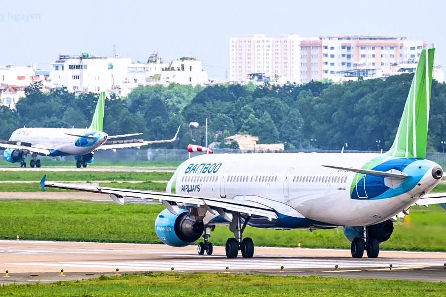 Bamboo Airways khó khăn, FLC có dấu hiệu khởi sắc