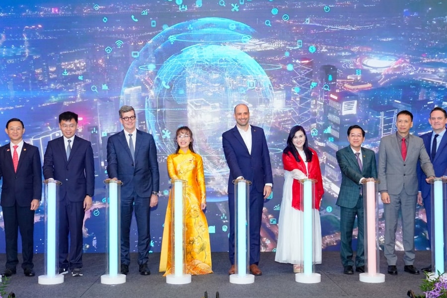 Tài sản của nữ tỷ phú Nguyễn Thị Phương Thảo giảm hơn 20.700 tỷ đồng