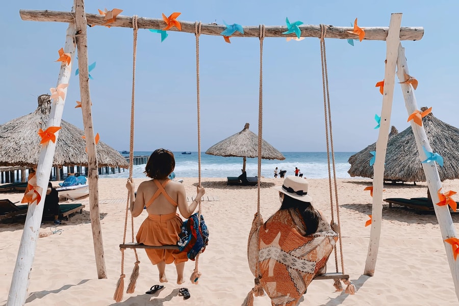 Quy Nhơn chuẩn bị vào mùa cao điểm, du khách rục rịch săn vé giá rẻ từ sớm