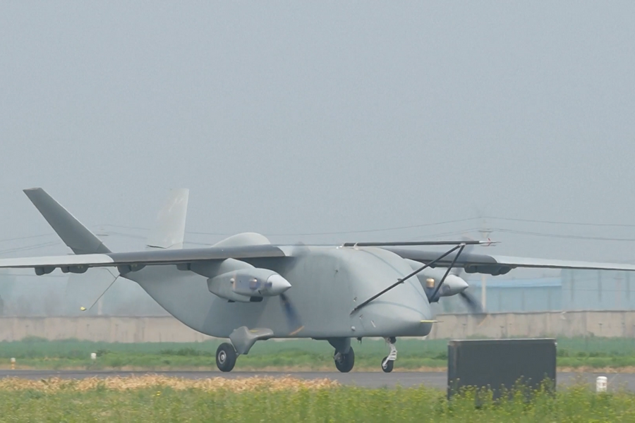 Video: Chiêm ngưỡng drone có trọng tải lớn nhất thế giới của Trung Quốc