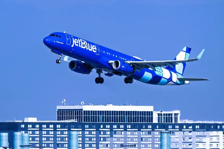 JetBlue thế chấp 22 máy bay để vay 500 triệu USD bổ sung nguồn vốn