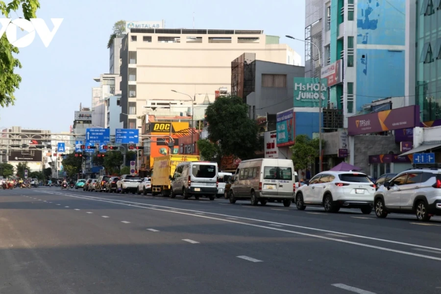 Từ 15/5, TP.HCM phân luồng lại trục đường chính vào sân bay Tân Sơn Nhất