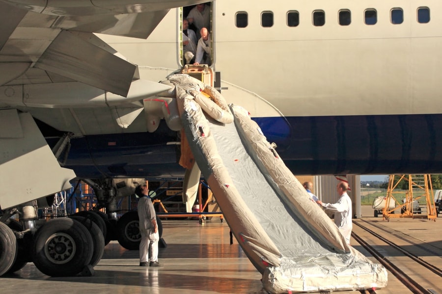 IATA phát động chiến dịch “Cứu mạng người, đừng cứu hành lý”