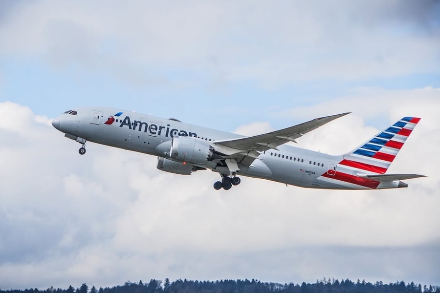 American Airlines đưa vào hoạt động 9 cổng lên máy bay công nghệ cao