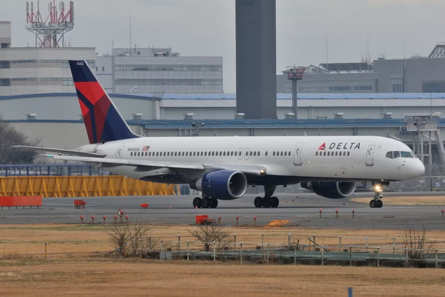 CEO Delta: Hệ thống kiểm soát không lưu quá tải khiến giá vé máy bay tăng