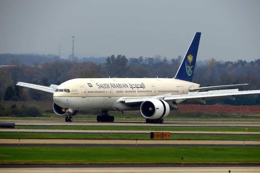 5 máy bay Boeing 777 của Saudia được “buôn lậu” vào Iran