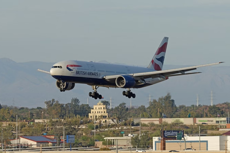 Liên tiếp hai ngày, Boeing 777 của British Airways đi Mỹ gặp sự cố