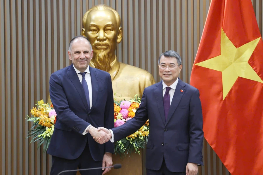 Đề xuất nghiên cứu mở đường bay thẳng kết nối Việt Nam - Hy Lạp