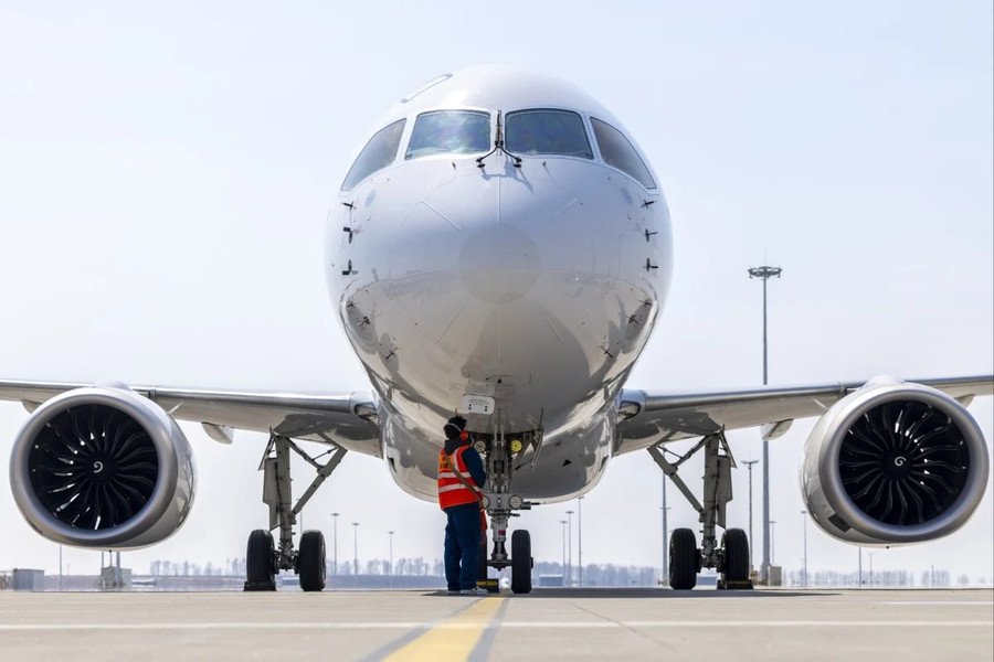 Máy bay C919 do Trung Quốc chế tạo tiến gần hơn tới chứng nhận bay của châu Âu
