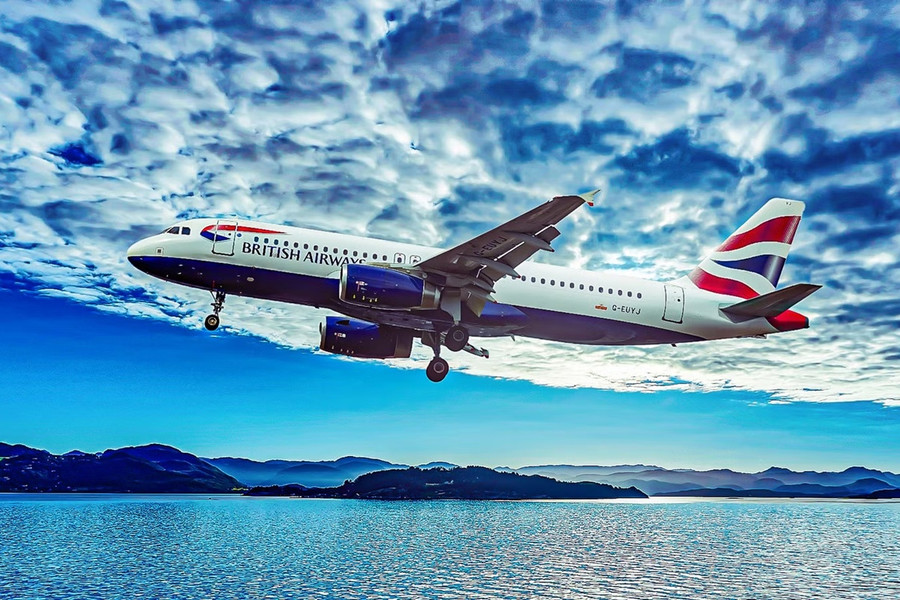 British Airways giảm mạnh lợi nhuận vì giá nhiên liệu tăng