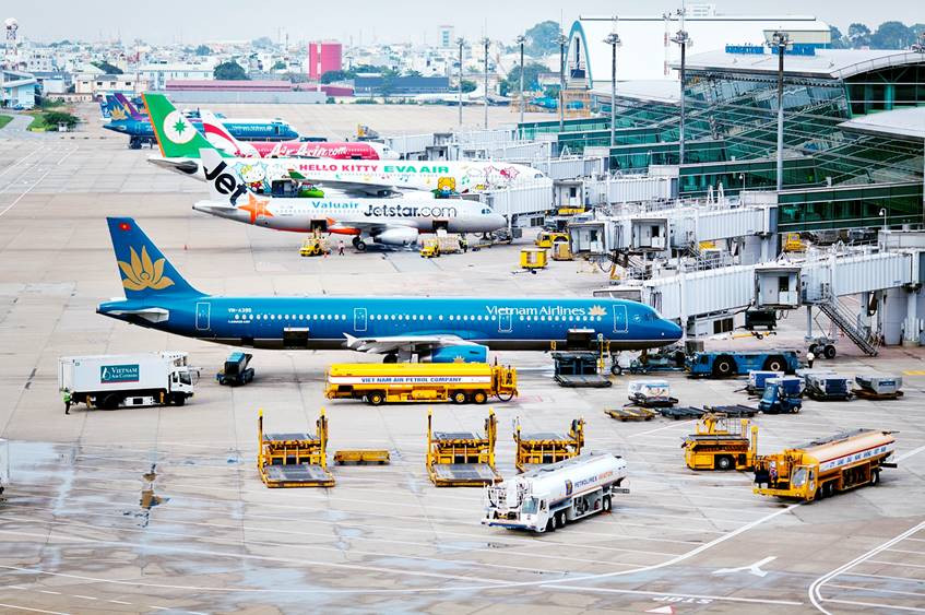 Loạt doanh nghiệp bị nêu tên vì sai phạm trong cung cấp dịch vụ hàng không